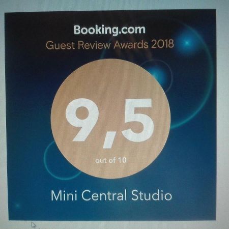 Mini Central Studio Thessaloniki Exterior photo