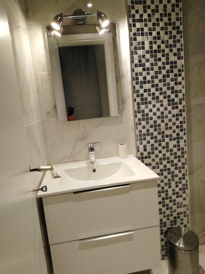 Mini Central Studio Thessaloniki Exterior photo